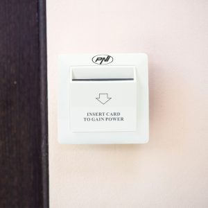 Intrerupator cu card PNI ES100 Mifare 13.56MHz